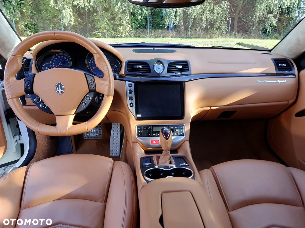 Maserati GranTurismo Sport - 21