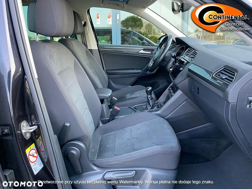 Volkswagen Tiguan - 13