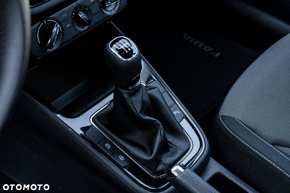 Skoda Fabia - 14