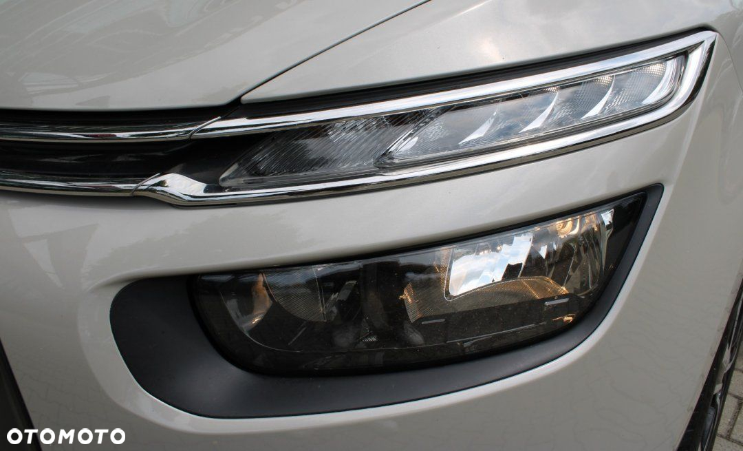 Citroën C4 Grand Picasso - 25