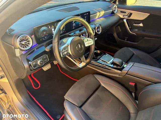 Mercedes-Benz CLA AMG 45 4-Matic 8G-DCT - 14