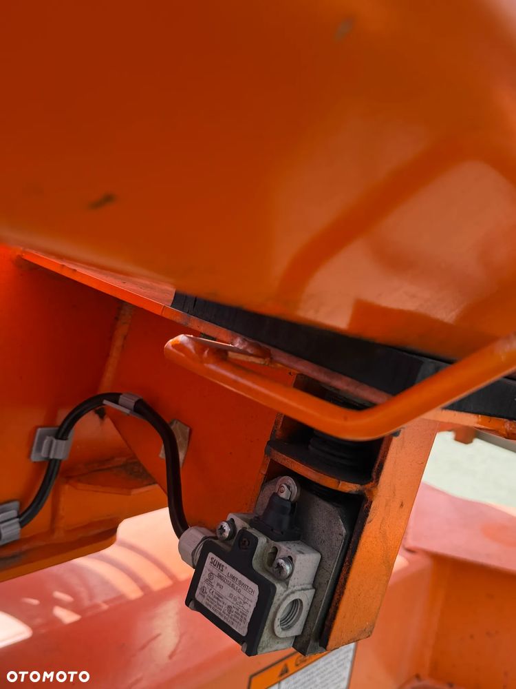 Nifty 170 HAC Zwyżka koszowa 17 metrów Podnośnik. jak Nowa z salonu 2016rok. PRĄD 230v. 4sekcje sterowania na dole Nowy model! Z komuny Norweskiej. Używana była 1 raz do roku. Serwisowana w DEKRA do końca  OKAZJA. Zwyżka Obrotowa. Poziomowanie kosza. Pełna Hydraulika. - 26