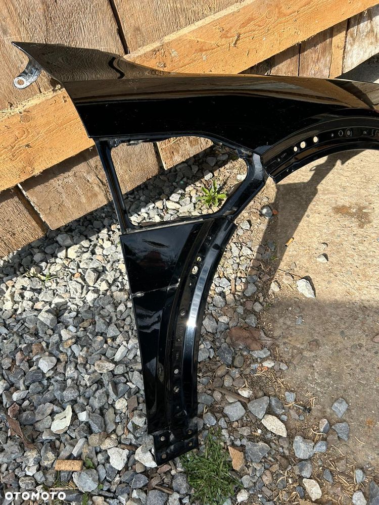 BŁOTNIK PRAWY PRZÓD AUDI E-TRON 4KE - 3