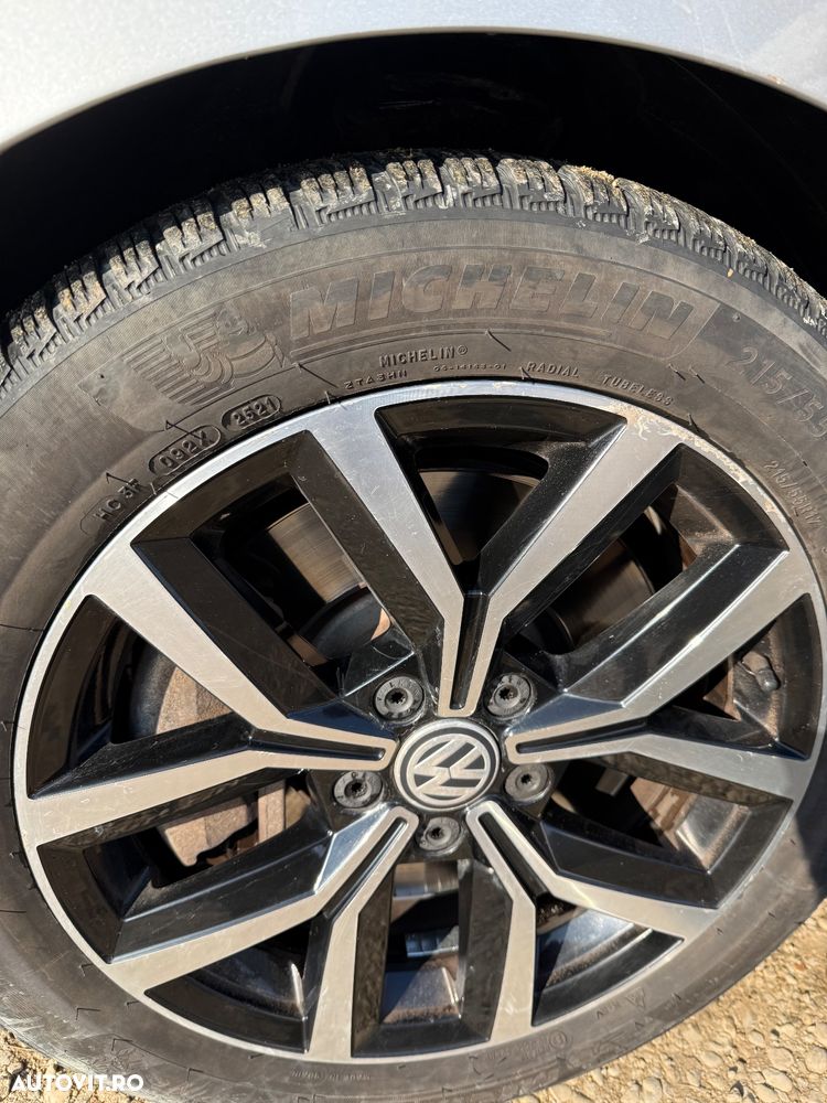 Volkswagen Passat - 20