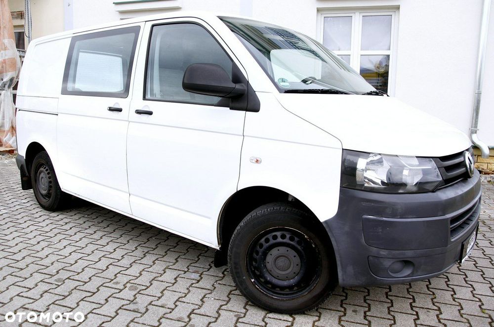 Volkswagen Transporter - 24