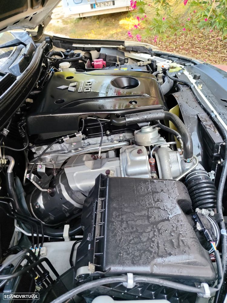 Mitsubishi L200 - 12