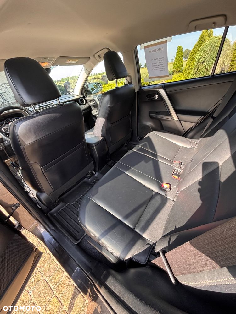 Toyota RAV4 - 9
