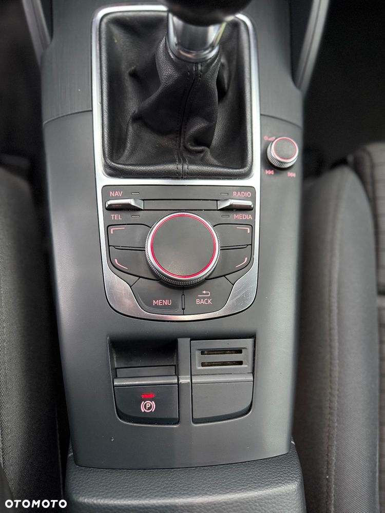 Audi A3 3-drzwiowe 2.0 TDI S line Sportpaket - 18