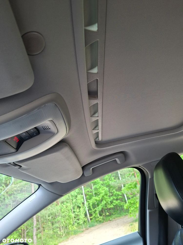 Volvo V60 D5 AWD Summum - 9