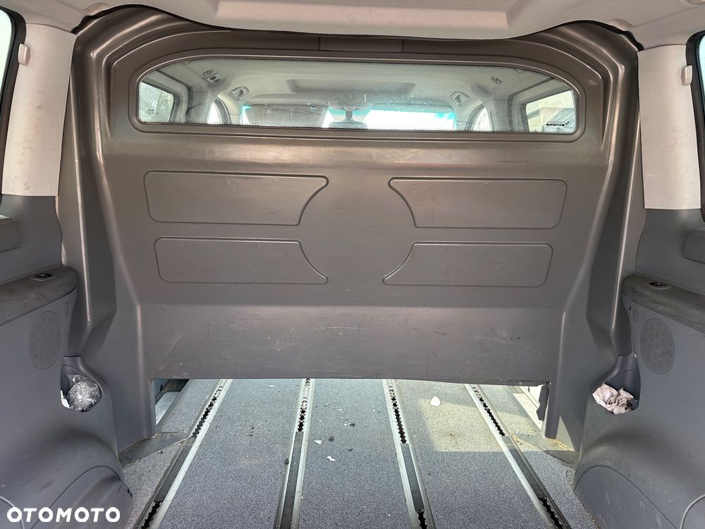 Mercedes 639 Viano  Vito  ściana dzialowa grodź - 2