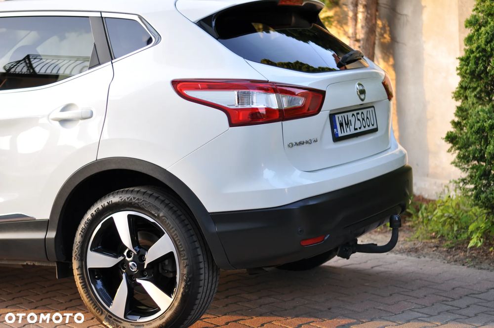 Nissan Qashqai 1.6 DIG-T N-Connecta - 22