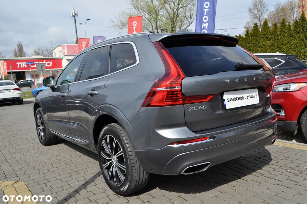 Volvo XC 60 D5 SCR AWD Inscription - 12