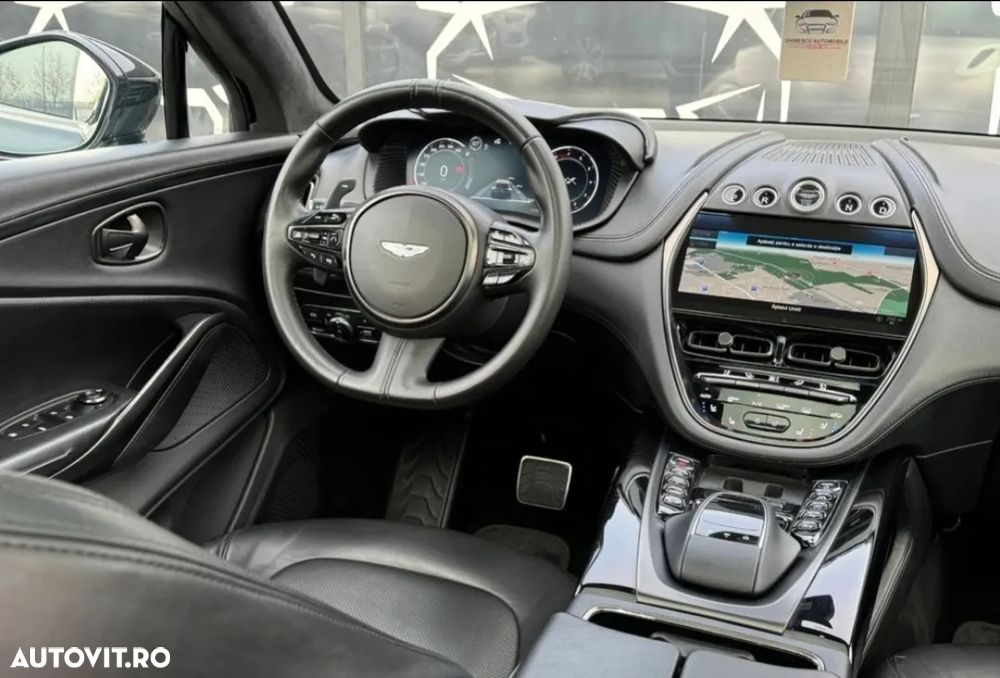 Aston Martin DBX Standard - 11