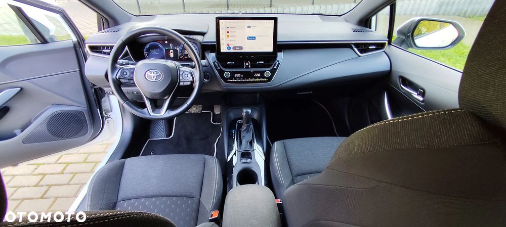 Toyota Corolla 1.8 Hybrid Comfort - 27