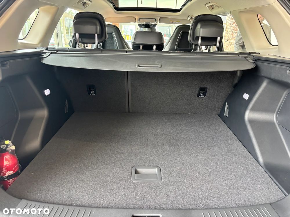 Hongqi HS3 1.5T FWD - 34