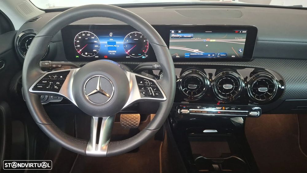 Mercedes-Benz A 200 Standard - 11