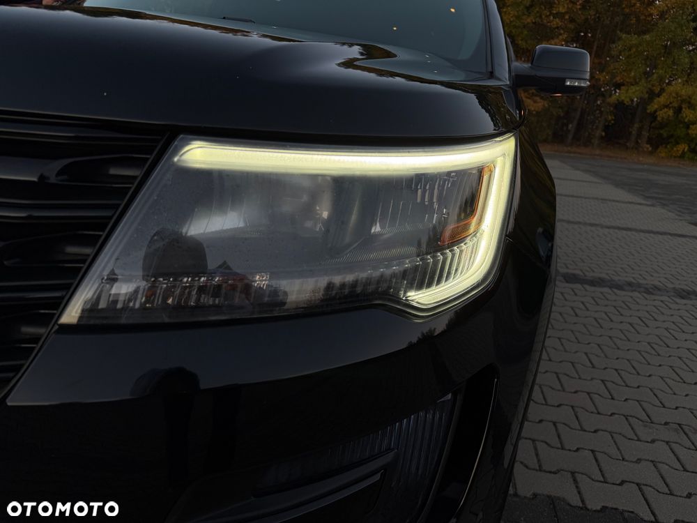 Ford Explorer - 20