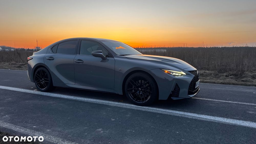Lexus IS - 3
