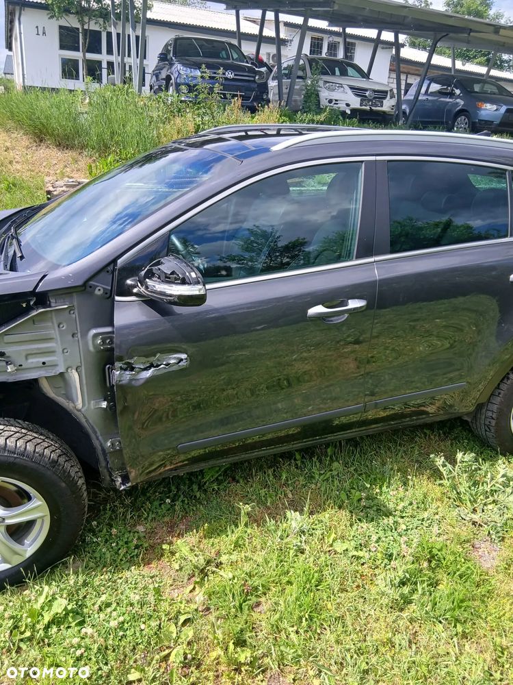 Kia Sportage 2,0 CRDI AWD GT Line - 2