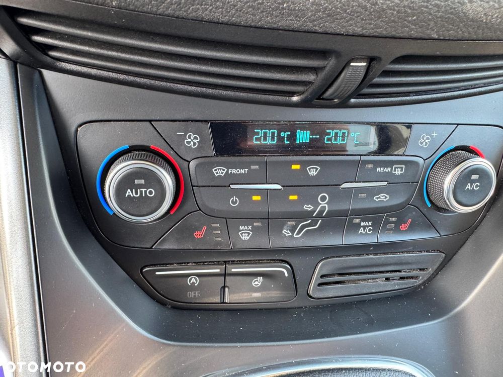 Ford Kuga 1.5 EcoBoost 2x4 Business Edition - 21
