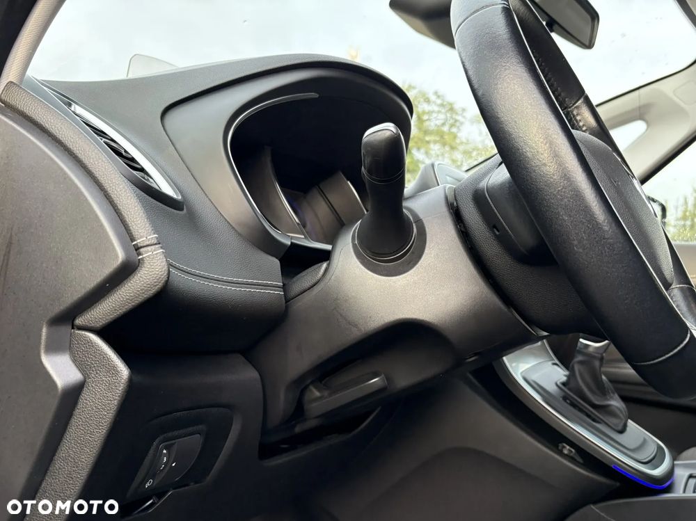 Renault Scenic 1.5 dCi Zen EDC - 9
