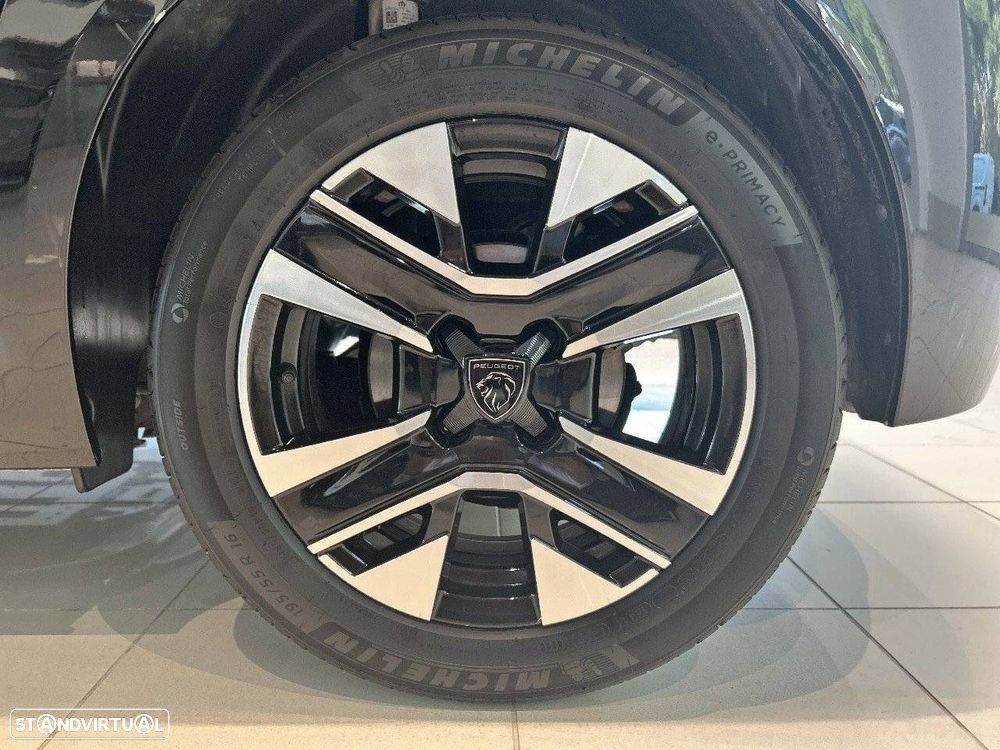 Peugeot 208 1.2 Hybrid Allure e-DCS6 - 11