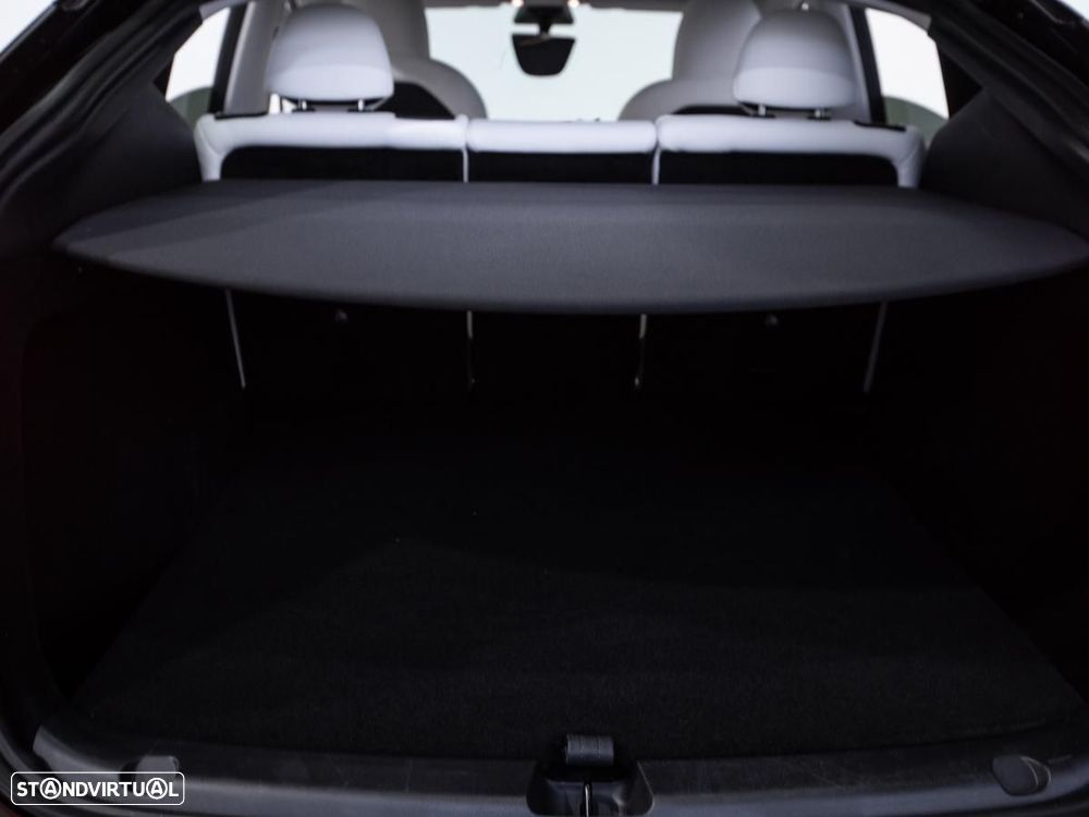 Tesla Model Y Performance Dual Motor AWD - 15