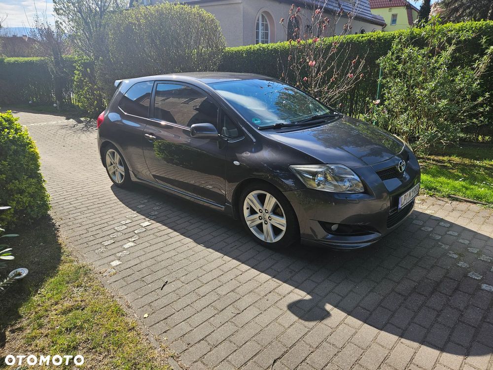 Toyota Auris 2.2 D-4D D-CAT - 16