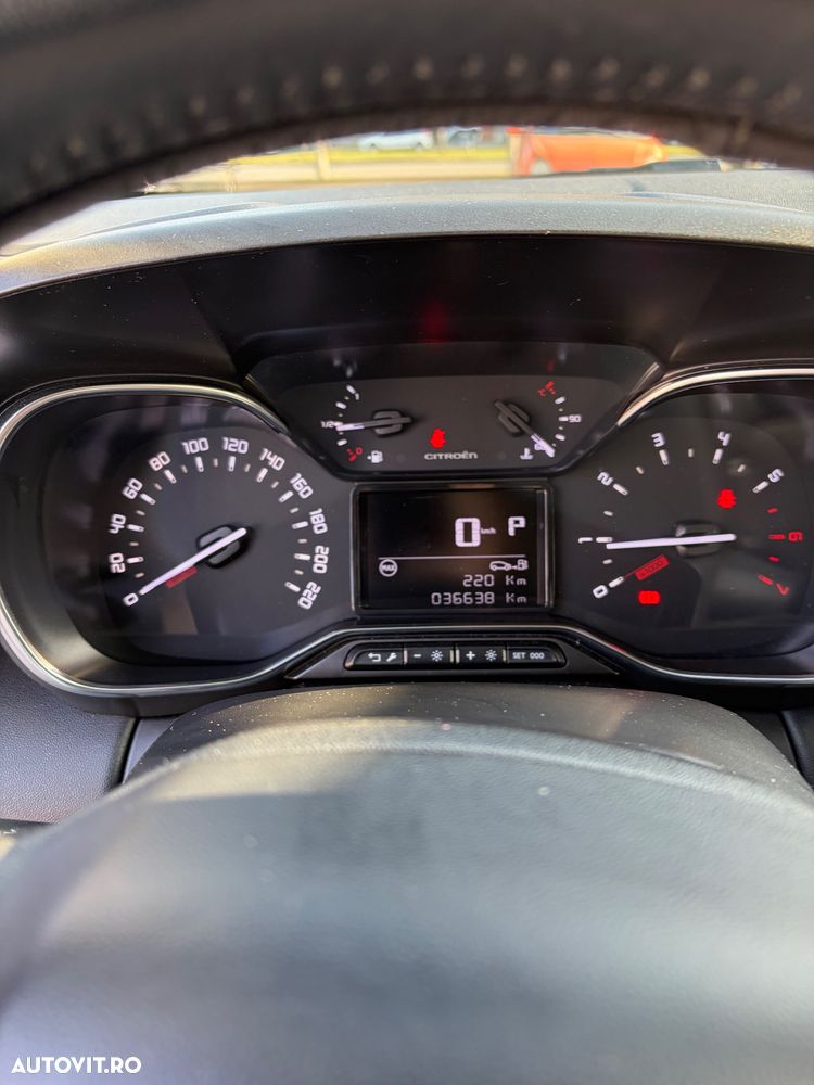 Citroën C3 AIRCROSS 1.2 PureTech S&S EAT6 Shine - 7