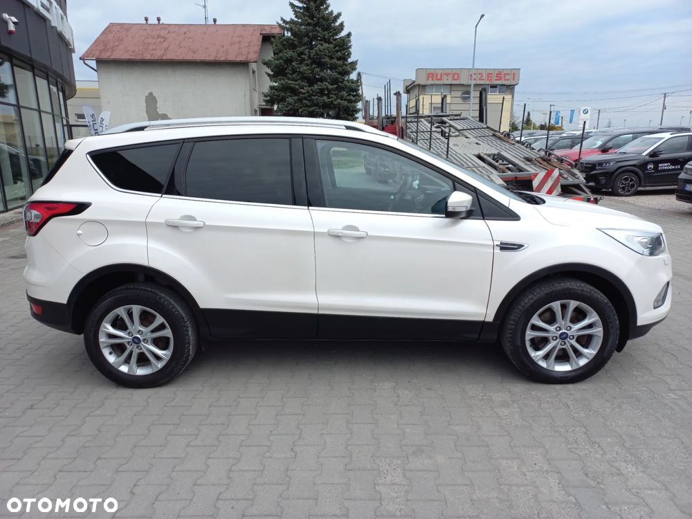Ford Kuga 2.0 TDCi AWD Titanium - 4