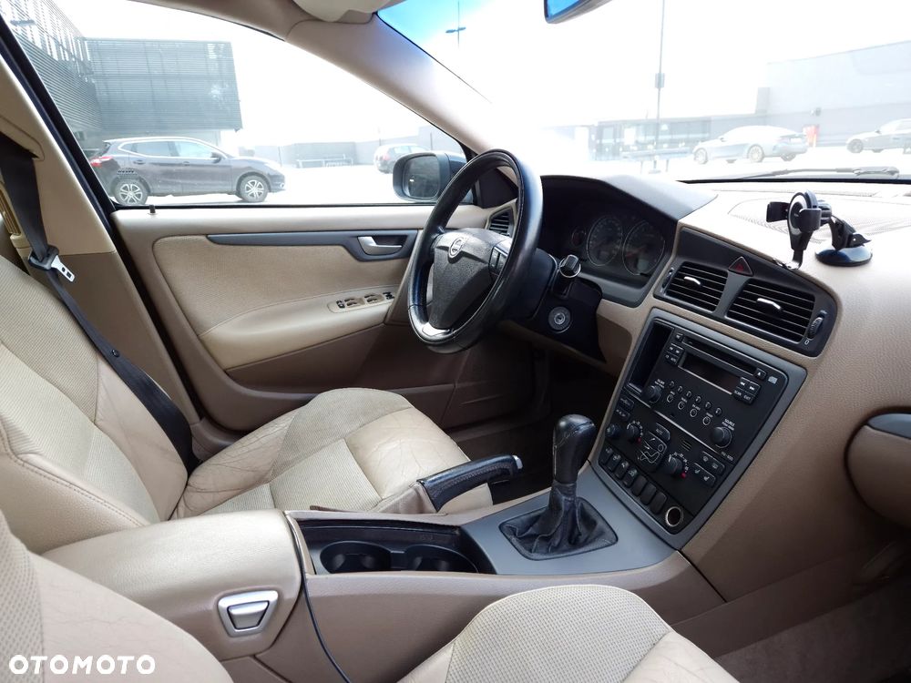 Volvo S60 2.4 Diament - 9