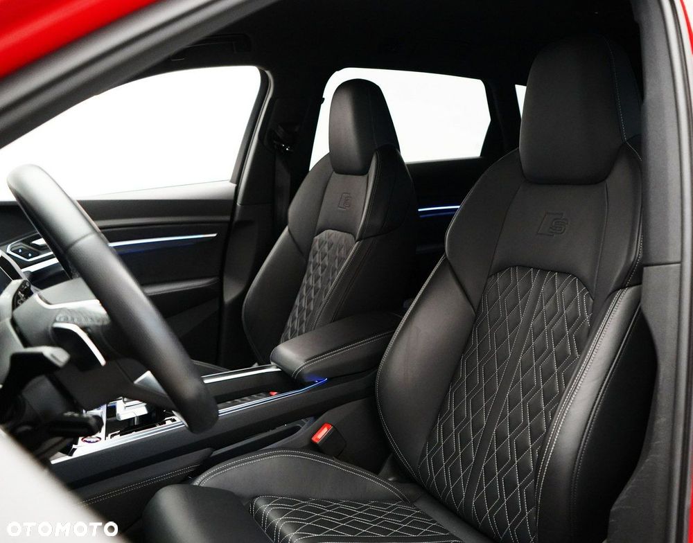 Audi e-tron - 22