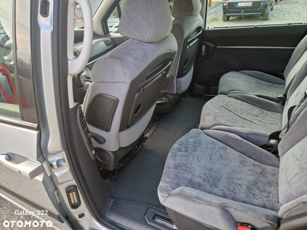 Citroën C8 2.0 HDi Confort - 18