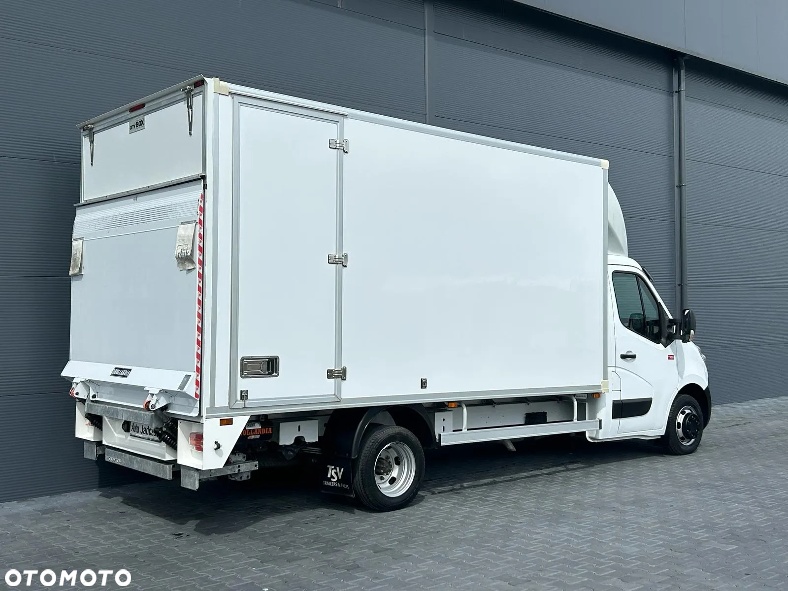 Renault Master 2.3 DCI 165KM Kontener 9 palet + winda 1000kg + drzwi boczne **NA BLIŹNIAKACH**Klima**Navi**Mascott**2019R** - 4