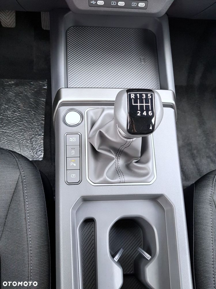 Kia Seltos 1.6 T-GDI M - 30