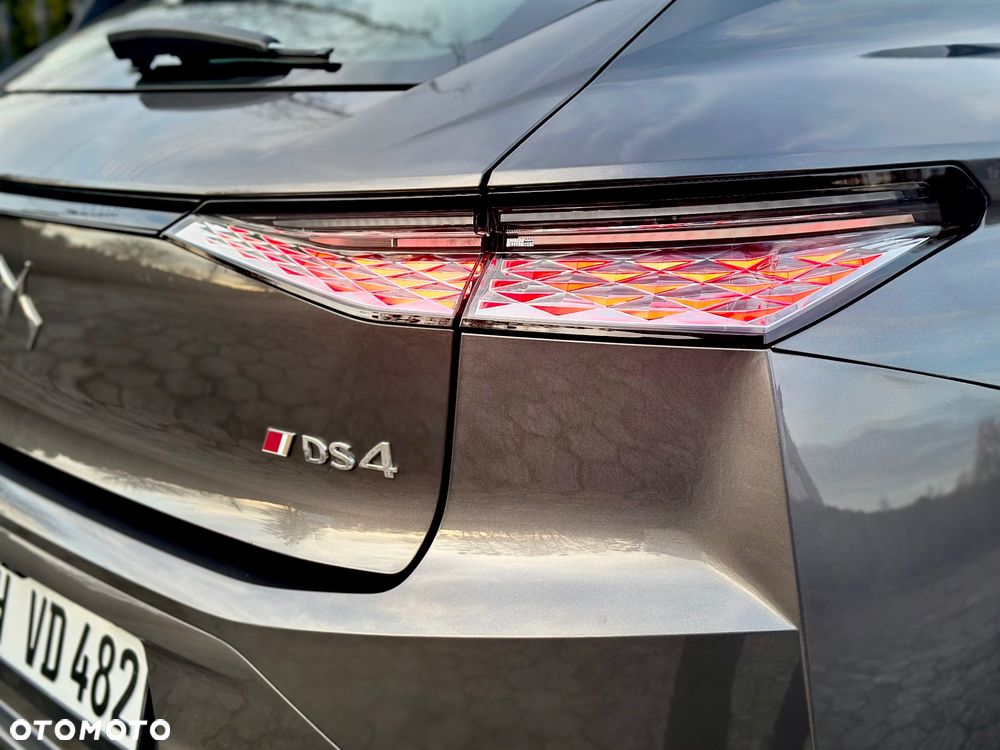 DS Automobiles DS 4 1.5 BlueHDi Performance Line + - 14