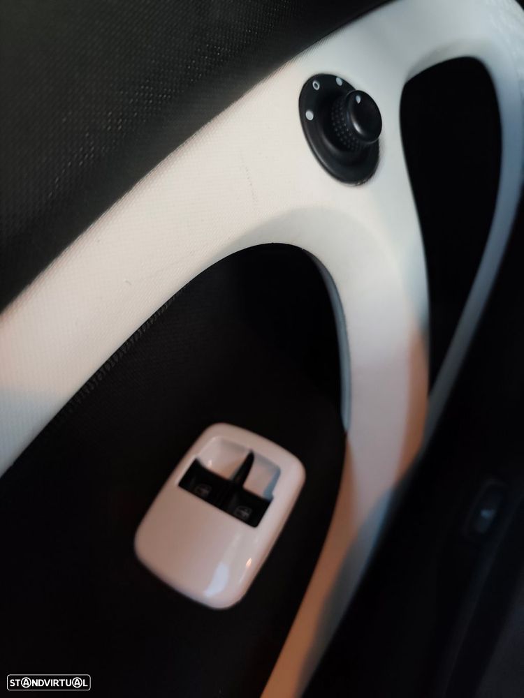 Smart ForTwo Coupé 1.0 Passion 71 - 13