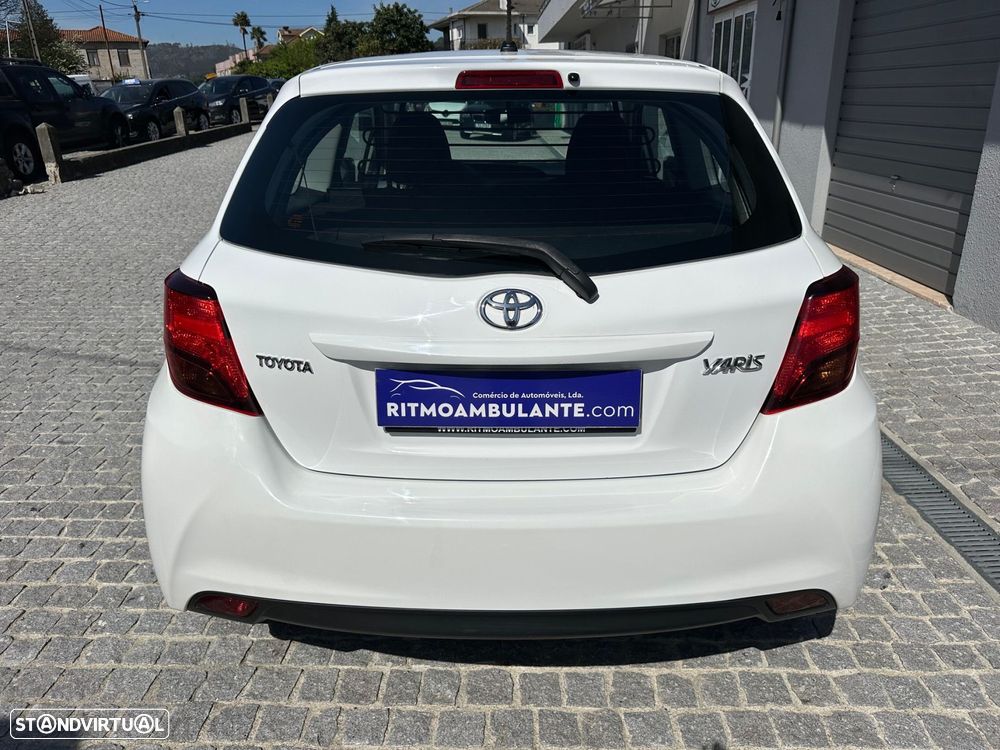 Toyota Yaris 1.4 D-4D Active+AC - 3