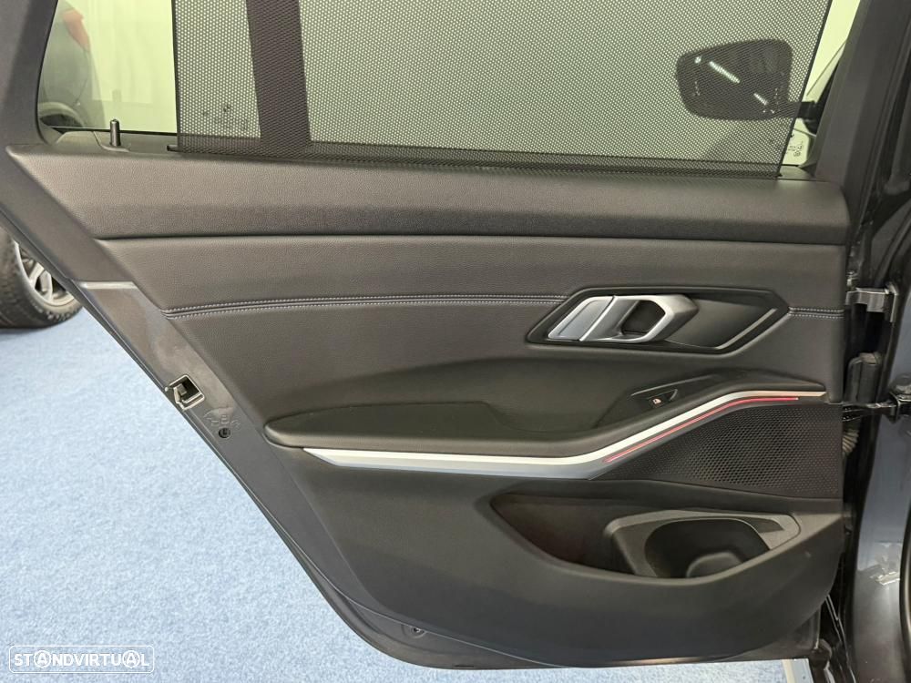 BMW 320 d Pack M Auto - 46