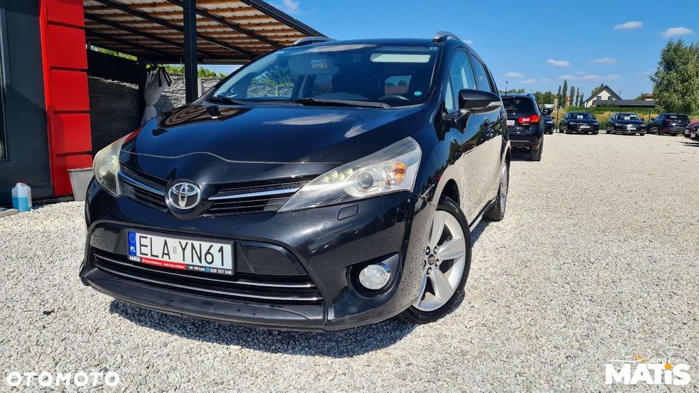 Toyota Verso - 36