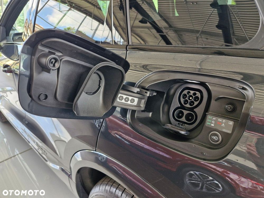 Audi Q6 e-tron - 7