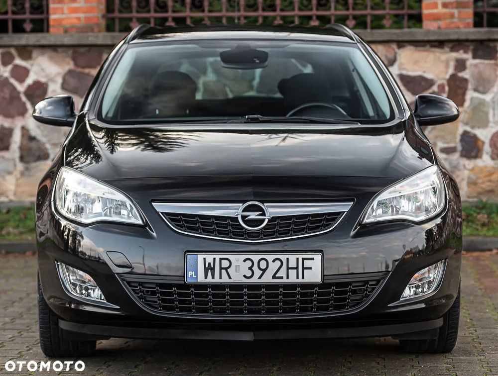 Opel Astra 1.4 Turbo Cosmo - 4