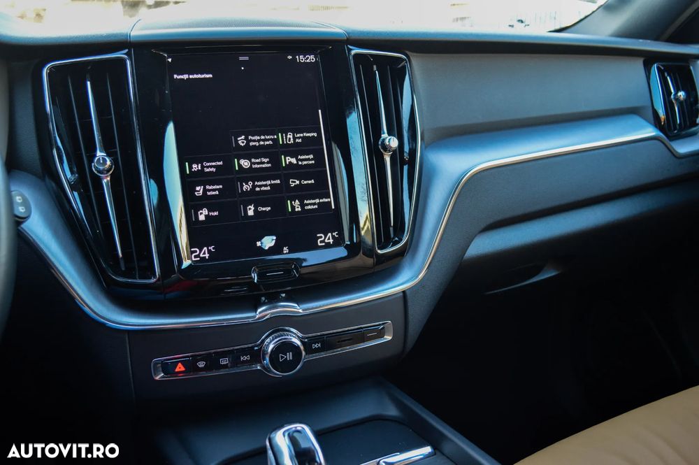 Volvo XC 60 Recharge T8 Twin Engine eAWD Inscription - 8