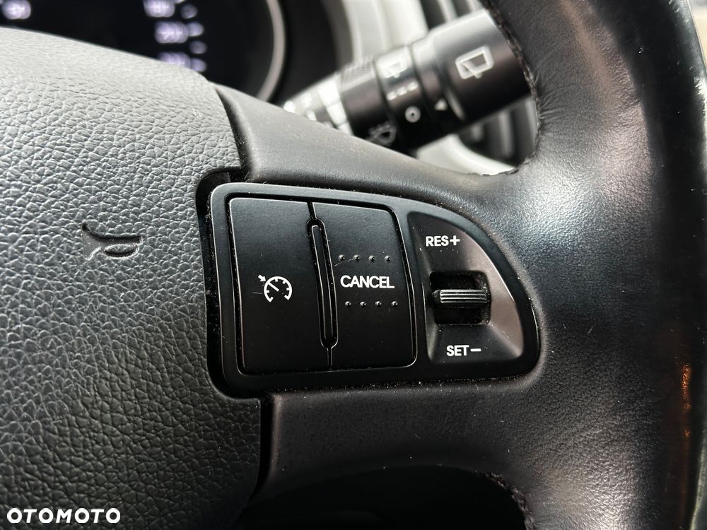 Kia Sportage 1.7 CRDI XL 2WD - 17