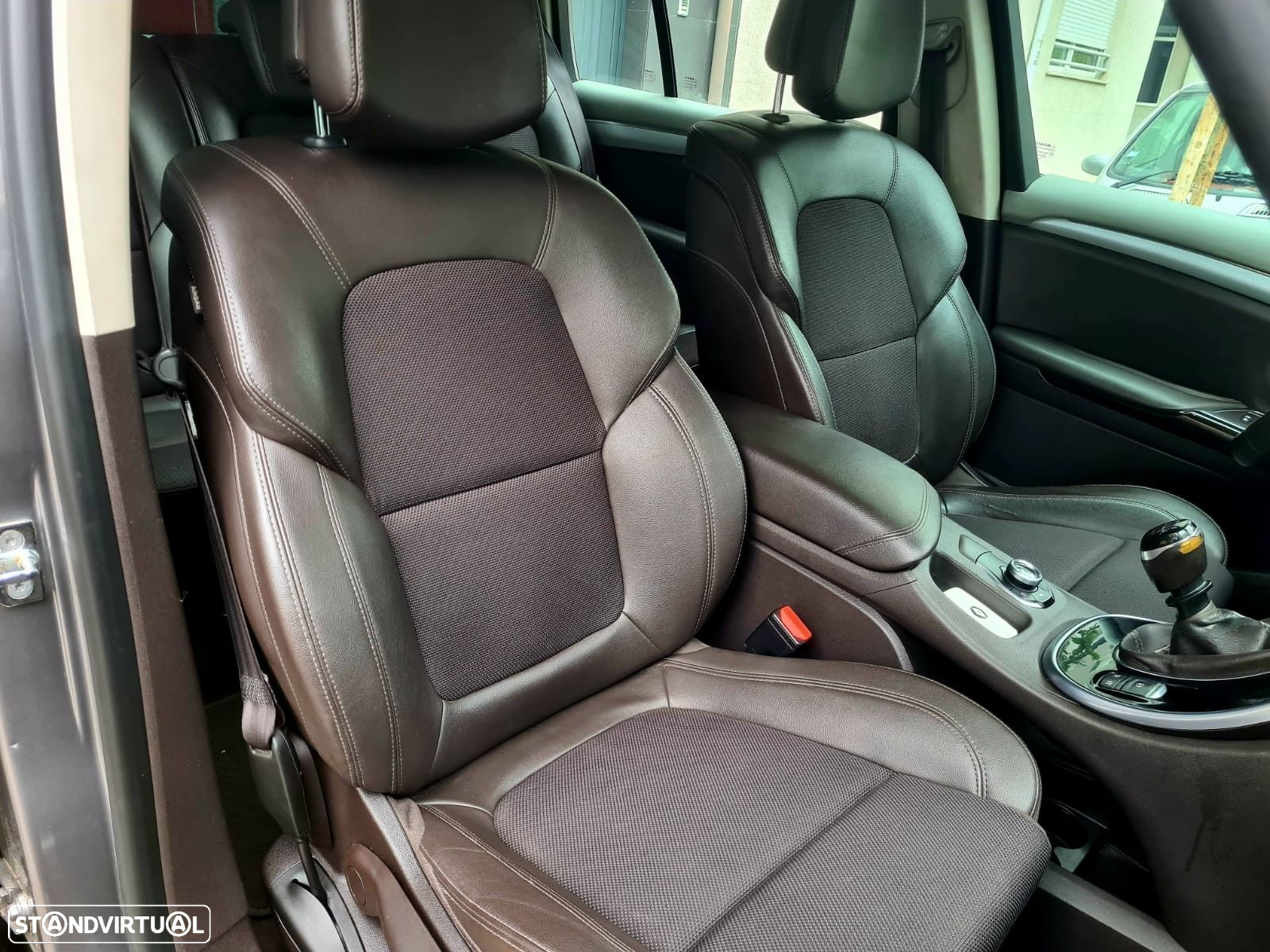 Renault Espace 1.6 dCi Zen - 18