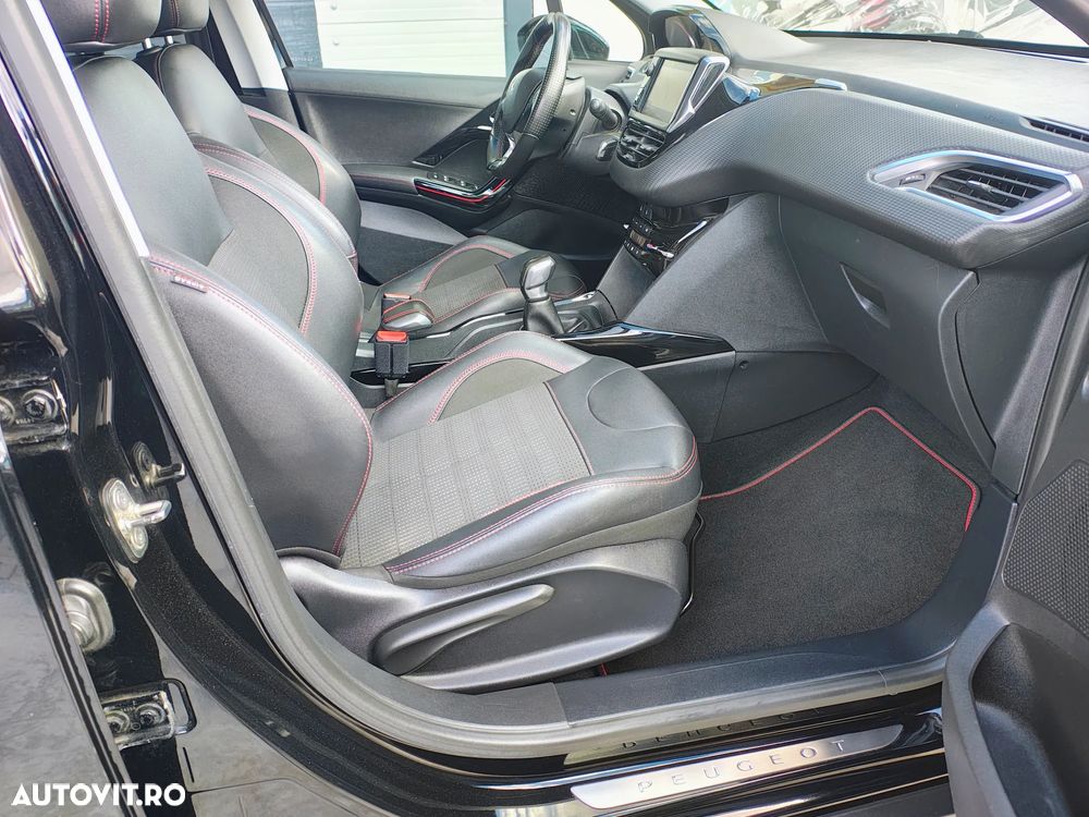 Peugeot 2008 PureTech 110 Stop&Start GT-Line Edition - 16