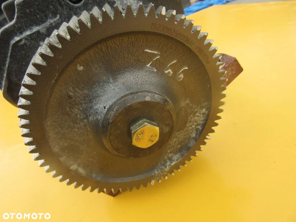 Hydrostat skrzyni bezstopniowej Case CVX150 - 9