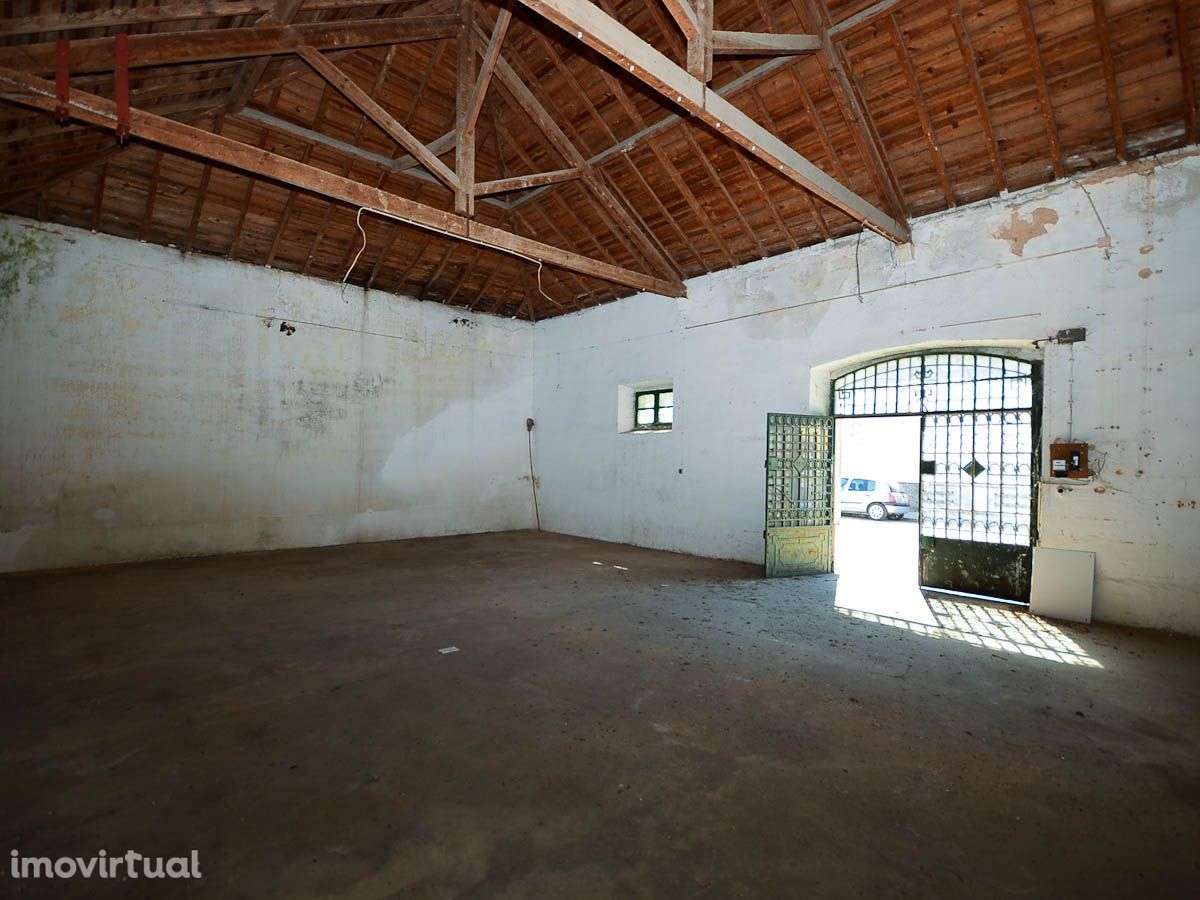 Armazém em Terreno com 1263m2 - Grande imagem: 5/30