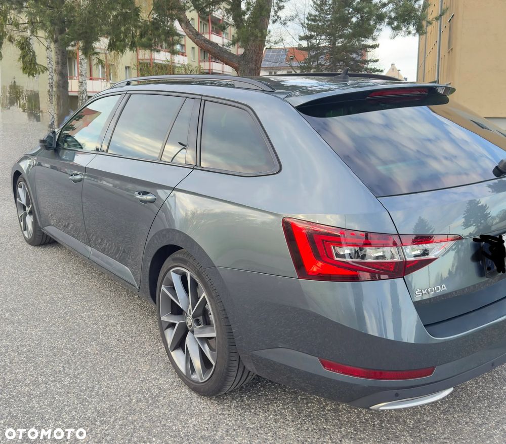 Skoda Superb 2.0 TDI 4x4 Sportline DSG - 6