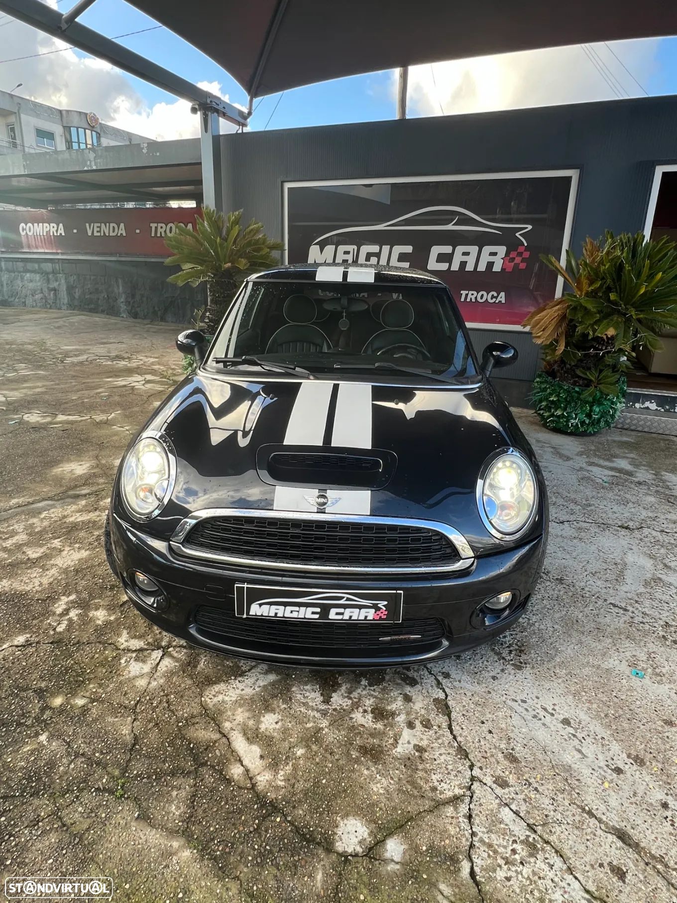 MINI 3 Portas John Cooper Works - 1
